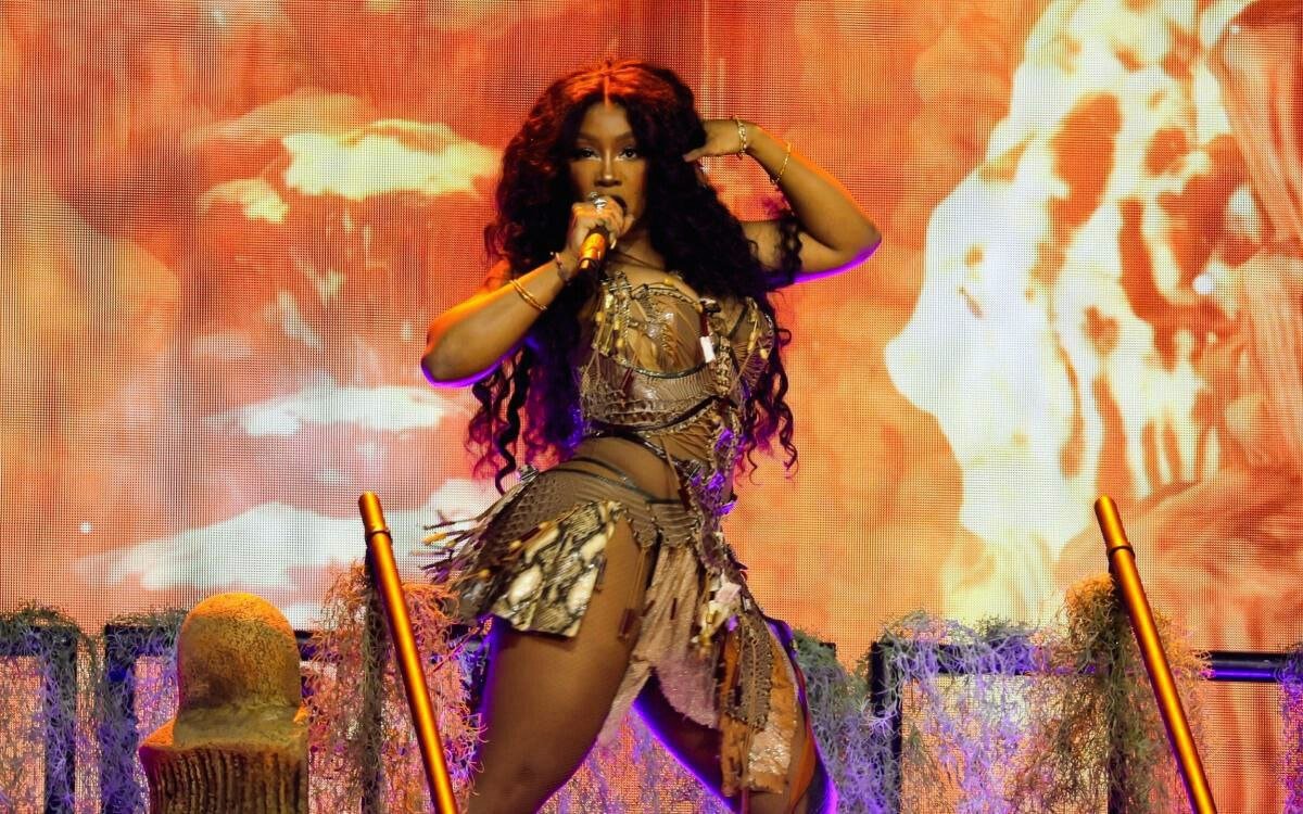 Glastonbury Festival 2024: American Singer SZA Closes Out Festival Amid Technical Difficulties
