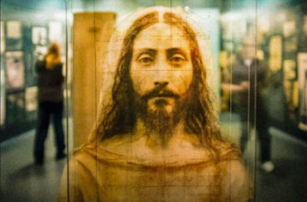 The Face of Jesus Unveiled by AI Using the Shroud of Turin: Astonishing Discovery