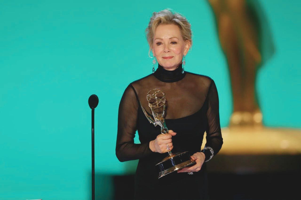 Jean Smart’s Emmy Triumph: Finally Receiving the Recognition She Deserves